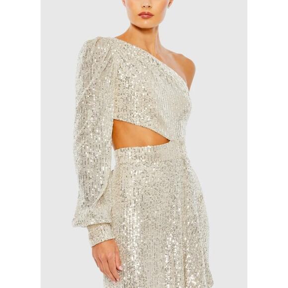Ieena for Mac Duggal Silver Sequined One Shoulder Cut Out Gown NWT Sz 2 26730 - Picture 2 of 8